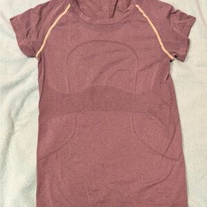 Women's Lululemon Short Sleeve Gray Athletic Top - size 10
